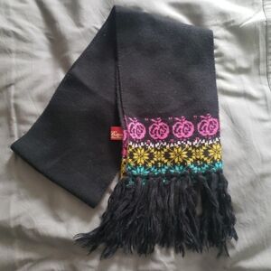 Apple Bottoms Scarf